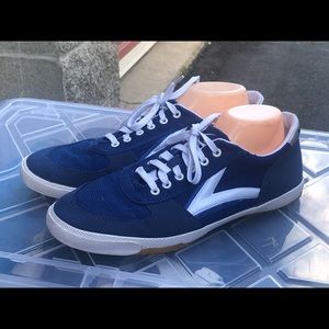 Mingren Women's Blue/White Sneakers Size Large